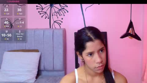 Snapshot of connie_bell chatting on 18, 9, 2025 C O N N I E online show from 18, 9, 2025