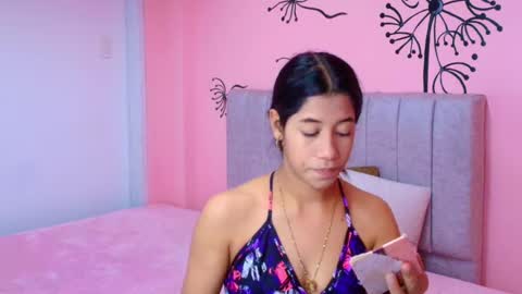 Snapshot of connie_bell chatting on 1, 10, 2025 C O N N I E online show from 1, 10, 2025