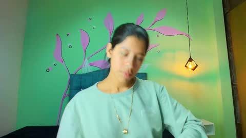 Snapshot of connie_bell chatting on 27, 11, 2025 C O N N I E online show from 27, 11, 2025