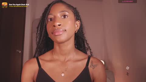   independent model online show from 31, 12, 2024