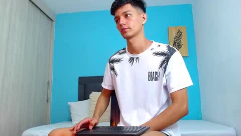 Snapshot of connor_garrett chatting on 10, 3, 2025 Connor online show from 10, 3, 2025