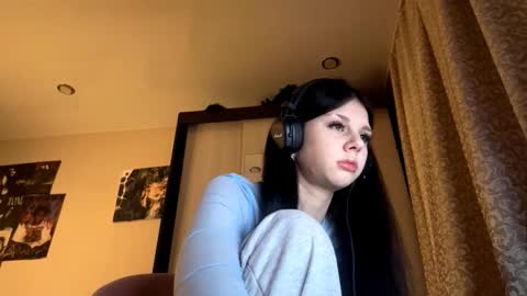Snapshot of constancefeusier chatting on 19, 11, 2025 Isabella online show from 19, 11, 2025