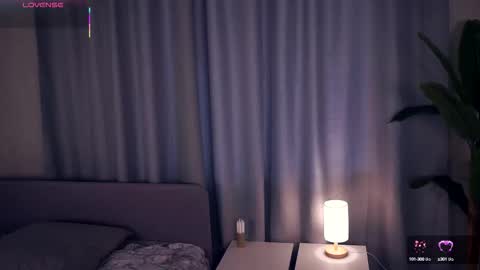 Hello im Sofia Welcme to my room .More hugs and kiss for you online show from 15, 10, 2025