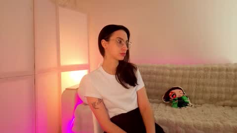 Snapshot of coochyy chatting on 8, 10, 2025 coochyy online show from 8, 10, 2025