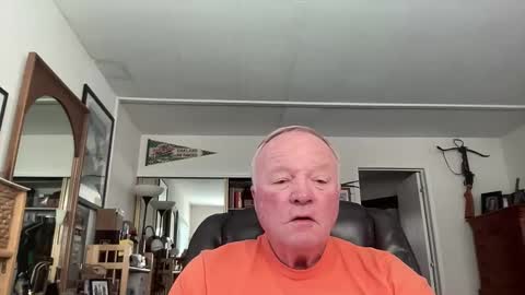 Snapshot of cookoosnest chatting on 17, 5, 2026 cookoosnest online show from 17, 5, 2026