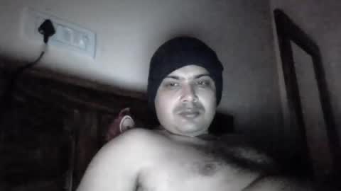 Cool Breeze09 online show from 8, 1, 2025