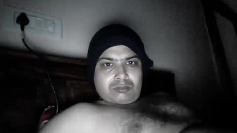 Cool Breeze09 online show from 17, 1, 2025