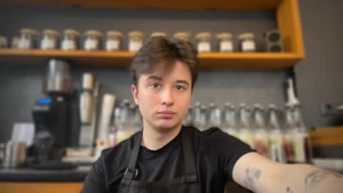 Snapshot of coolskum00 chatting on 13, 2, 2025 Lisa and Alen online show from 13, 2, 2025