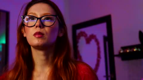 Ginger The Cringer online show from 9, 10, 2025