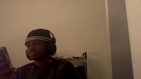 Snapshot of coolvibes69 chatting on 2, 12, 2025 coolvibes69 online show from 2, 12, 2025