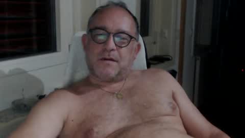 Snapshot of coquin369 chatting on 1, 7, 2026 Coquin369 online show from 1, 7, 2026