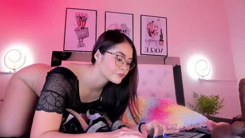 Snapshot of corachandler chatting on 3, 3, 2025 Cora online show from 3, 3, 2025