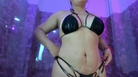 coral_rousee online show from 14, 7, 2026