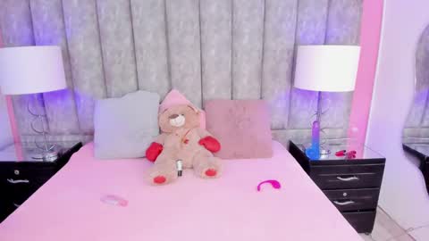 Snapshot of coralharmon chatting on 9, 1, 2025 coralharmon online show from 9, 1, 2025