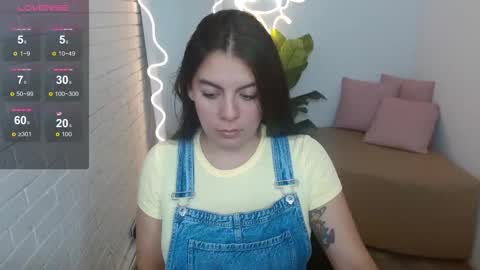 Carolina  online show from 13, 10, 2025