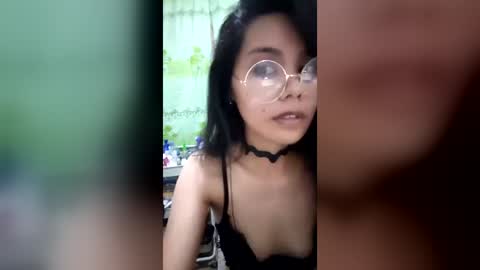 Snapshot of coralinebane chatting on 3, 7, 2026 coralinebane online show from 3, 7, 2026