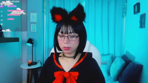 Coral Stefani online show from 7, 12, 2024