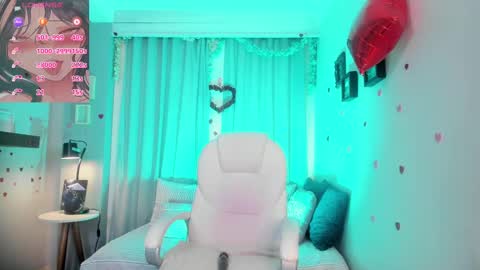 Coral Stefani online show from 9, 3, 2025