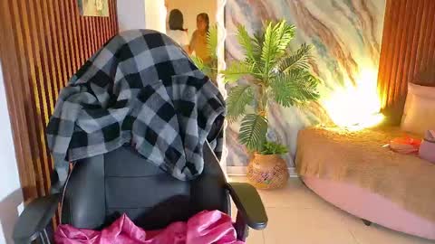 Snapshot of corall_tay1 chatting on 21, 5, 2026 corall_tay1 online show from 21, 5, 2026
