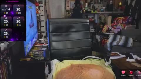 CoreyNiles96 online show from 24, 7, 2026