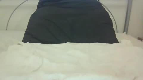 Snapshot of corky2901 chatting on 27, 4, 2026 corky2901 online show from 27, 4, 2026
