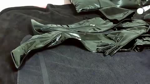 corsetnboots online show from 9, 12, 2024