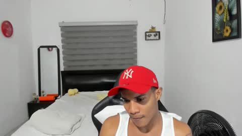 Ethan  online show from 18, 12, 2025