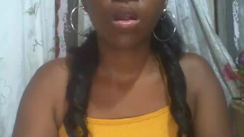 Snapshot of couleur_vanille chatting on 15, 1, 2025 couleur_vanille online show from 15, 1, 2025