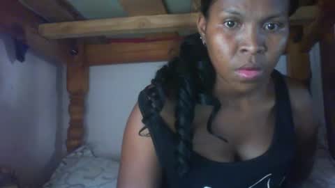 Snapshot of couleur_vanille chatting on 21, 10, 2025 couleur_vanille online show from 21, 10, 2025