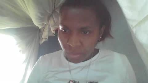 Snapshot of couleur_vanille chatting on 15, 6, 2026 couleur_vanille online show from 15, 6, 2026