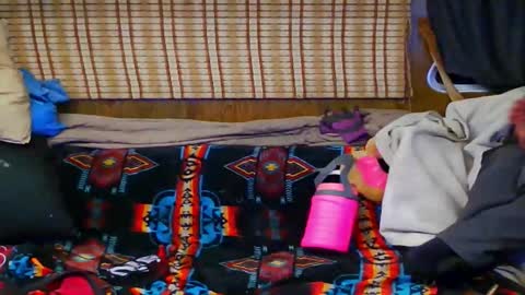 Alaskawildcouple online show from 4, 11, 2025