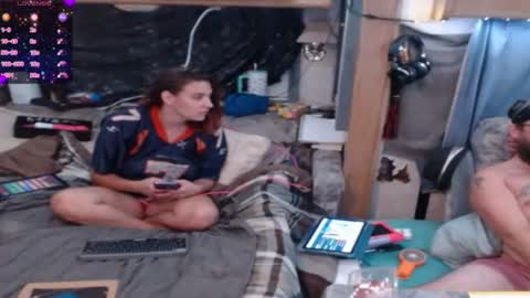 Snapshot of countryfuckers chatting on 29, 7, 2026 Alaskawildcouple online show from 29, 7, 2026