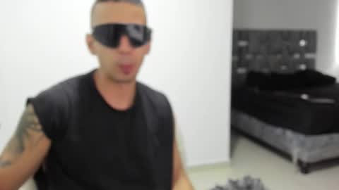 Snapshot of couple69hott chatting on 19, 1, 2026 Tommy online show from 19, 1, 2026