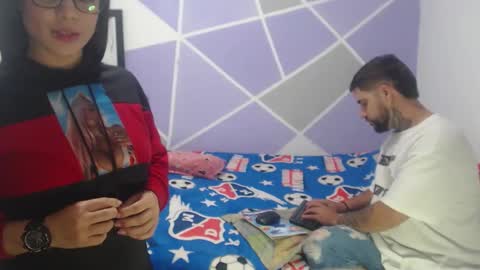 Snapshot of couple_hot069 chatting on 9, 2, 2026 couple_hot069 online show from 9, 2, 2026