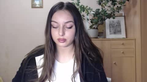 Courtney online show from 16, 1, 2025