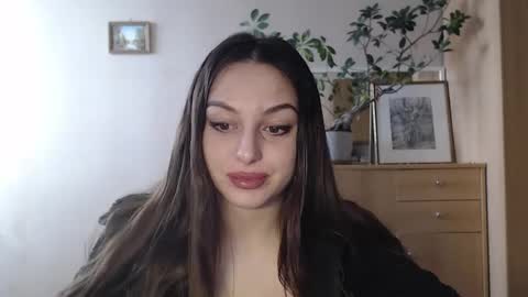 Courtney online show from 28, 1, 2025