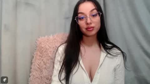 Courtney online show from 5, 2, 2026