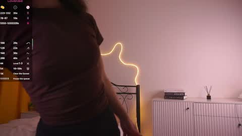 Yui online show from 3, 4, 2026