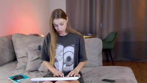 CoverM online show from 12, 3, 2025