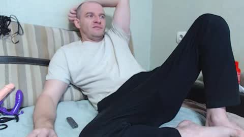 Snapshot of cowboy_bigcock chatting on 23, 4, 2026 Damien online show from 23, 4, 2026