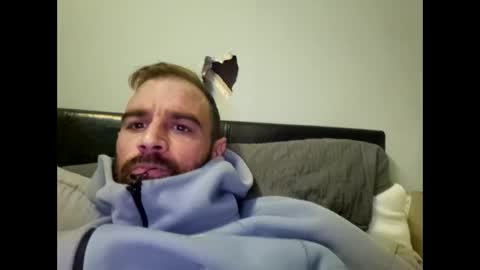 cozzyfella97 online show from 5, 10, 2025