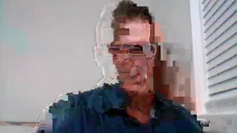 Snapshot of crackback927 chatting on 10, 7, 2026 crackback927 online show from 10, 7, 2026