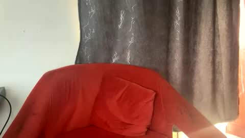 Snapshot of crave_meslowly chatting on 8, 2, 2026 Taliee online show from 8, 2, 2026