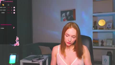 Snapshot of cravelucy chatting on 2, 12, 2025 lucy online show from 2, 12, 2025