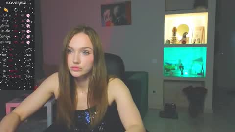 Snapshot of cravelucy chatting on 14, 2, 2026 lucy online show from 14, 2, 2026