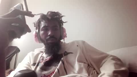 Snapshot of craze320084 chatting on 30, 9, 2025 craze320084 online show from 30, 9, 2025