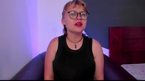 Lexie  Rose  online show from 24, 2, 2025