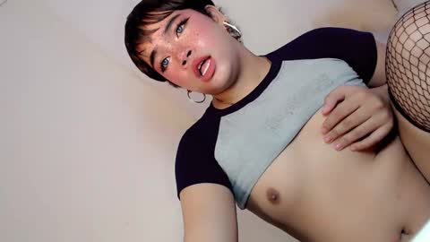 Hot Ayisha online show from 9, 3, 2025