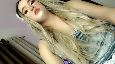 Hot Ayisha online show from 11, 10, 2025