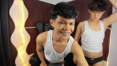 Snapshot of crazyasiantwink chatting on 9, 5, 2026 James online show from 9, 5, 2026